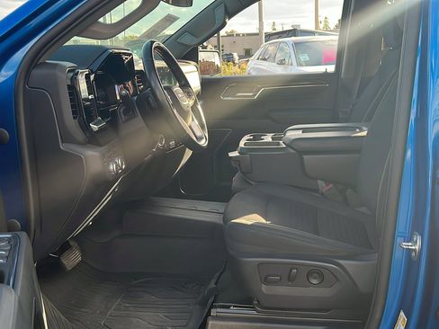 Used 2023 GMC Sierra 1500 Elevation image 11