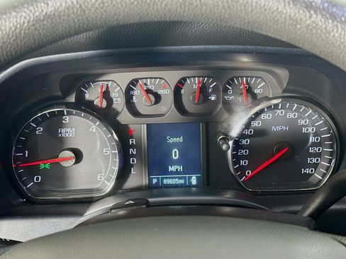 Used 2018 Chevrolet Silverado 1500 Custom w/ Custom Value Package image 15