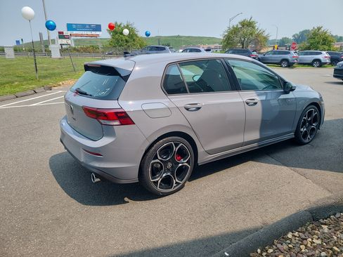 New 2025 Volkswagen GTI Autobahn image 6