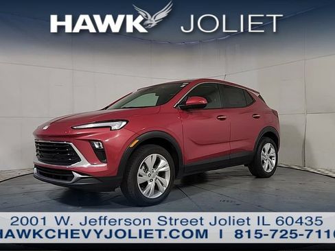 Used 2024 Buick Encore GX Preferred w/ Comfort Package AWD/4WD image 3