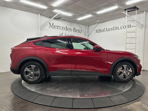 Used 2022 Ford Mustang Mach-E Select w/ Comfort/Technology Package AWD/4WD image 8