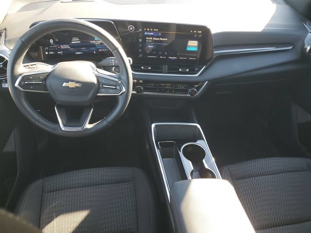 Certified 2025 Chevrolet Equinox LT w/ Safety and Technology Package AWD/4WD image 12