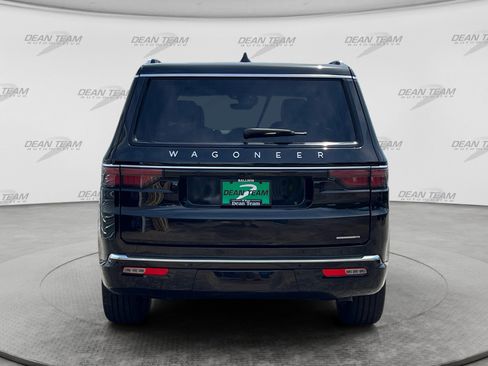 Used 2024 Jeep Wagoneer Series II AWD/4WD image 6