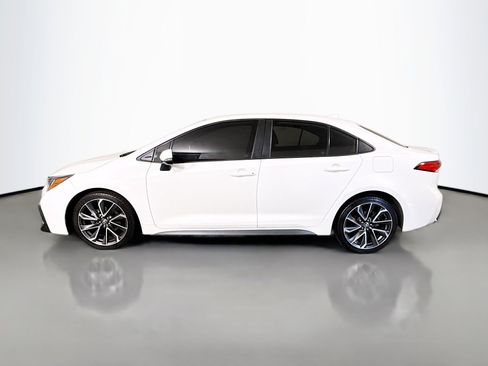 Used 2021 Toyota Corolla SE image 6