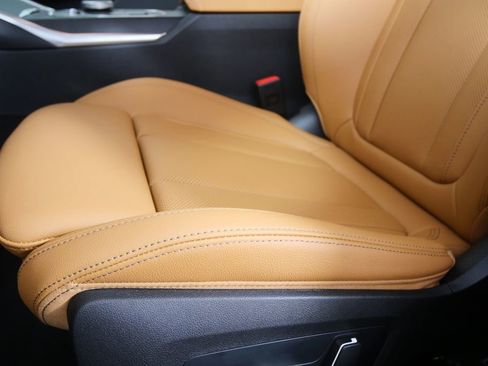 Used 2026 BMW 330i xDrive 330i xDrive w/ Premium Package image 9