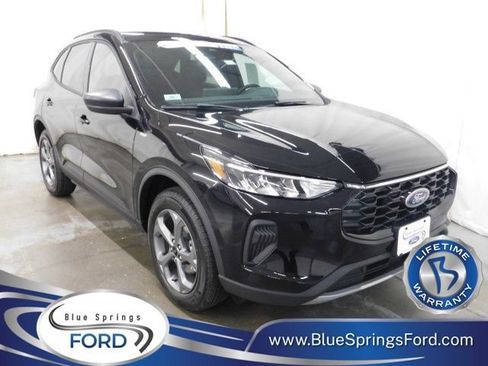 New 2026 Ford Escape ST-Line w/ Tech Pack #1 AWD/4WD image 1