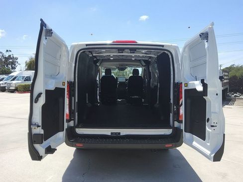 New 2026 Ford Transit 150 Low Roof w/ Load Area Protection Package RWD image 15