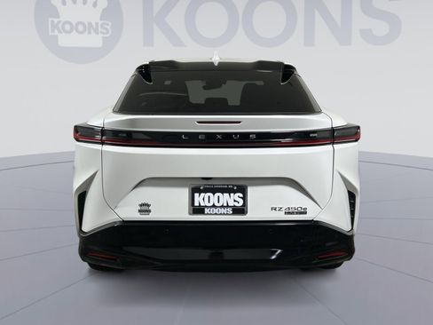 Used 2023 Lexus RZ 450e Premium w/ Accessory Package (2T) image 5