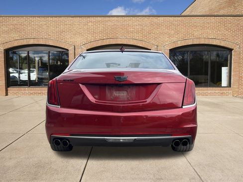 Used 2018 Cadillac CT6 Luxury image 4