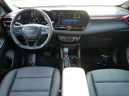 Used 2024 Chevrolet TrailBlazer RS w/ Driver Confidence Package AWD/4WD image 10