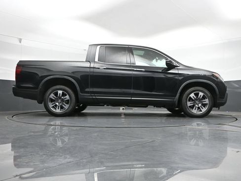 Used 2018 Honda Ridgeline RTL-E image 34
