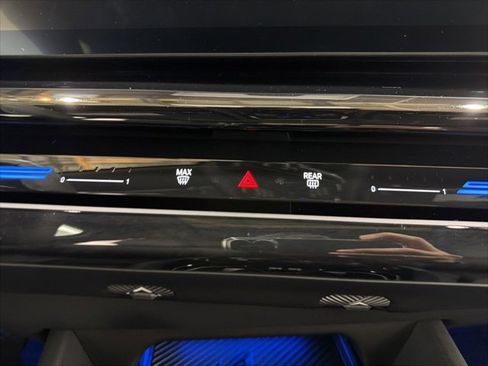 Used 2024 BMW 530i xDrive w/ Premium Package image 36