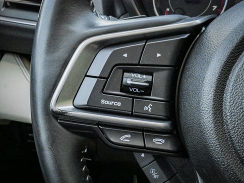 Used 2022 Subaru Ascent Touring AWD/4WD image 19