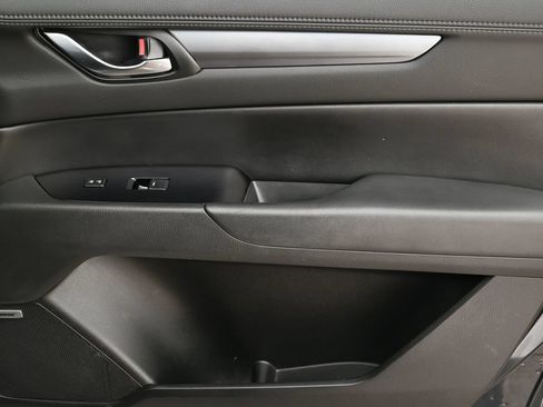 Used 2019 MAZDA CX-5 Touring FWD image 17