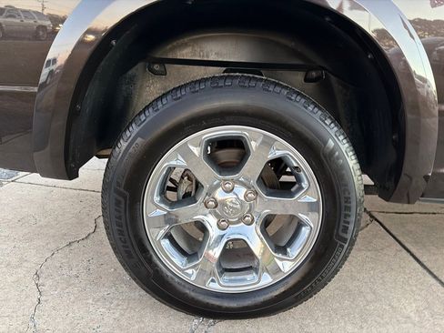 Used 2017 RAM 1500 Laramie w/ Convenience Group image 41