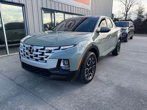 Used 2023 Hyundai Santa Cruz SE image 23