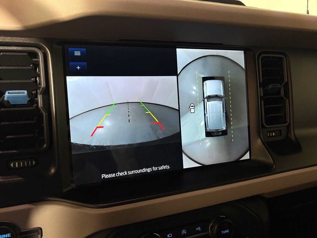 Used 2022 Ford Bronco Wildtrak AWD/4WD image 25