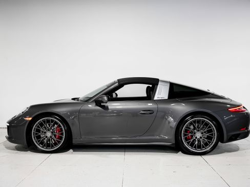 Used 2017 Porsche 911 Targa 4S image 7