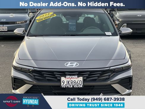 Certified 2024 Hyundai Elantra SEL w/ Convenience Package FWD image 2