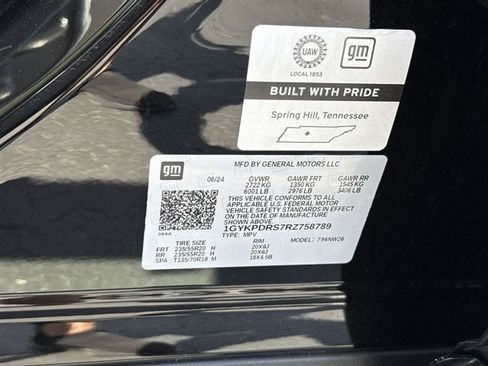 Certified 2024 Cadillac XT6 Premium Luxury w/ LPO, Floor Liner Package AWD/4WD image 38
