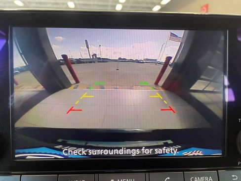 Certified 2025 Nissan Rogue S FWD image 8