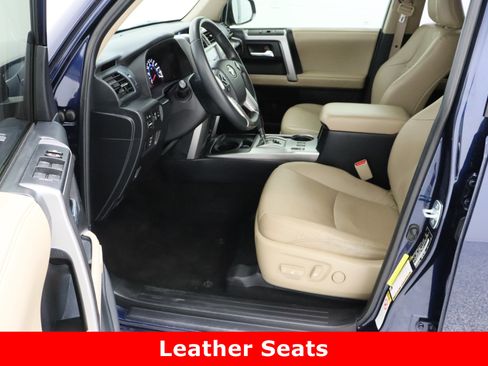 Used 2016 Toyota 4Runner Limited image 14
