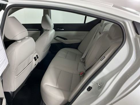 Used 2021 Nissan Altima 2.5 Platinum image 28