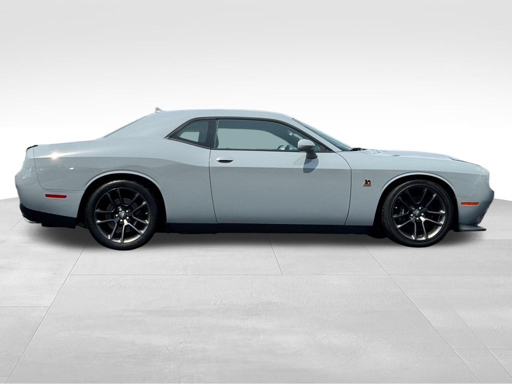 Used 2021 Dodge Challenger R/T Scat Pack RWD image 8