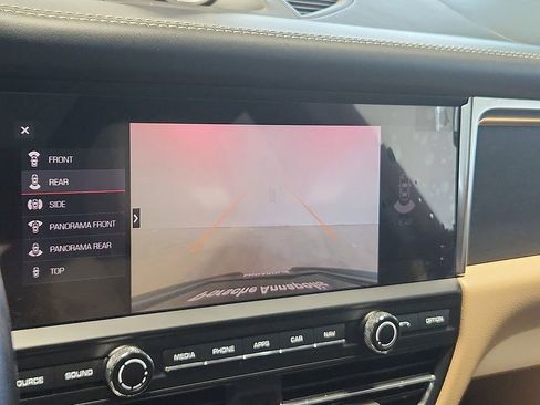 Used 2021 Porsche Macan GTS image 18