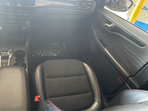 Used 2024 Ford Escape ST-Line w/ Tech Pack #1 image 11