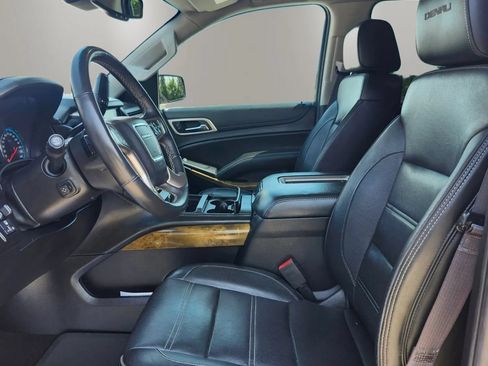 Used 2017 GMC Yukon Denali AWD/4WD image 12