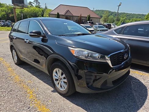 Used 2020 Kia Sorento FWD V6 image 3