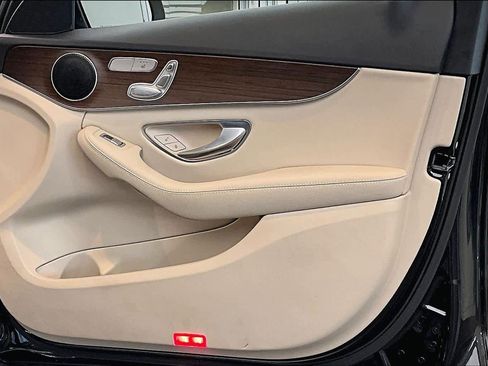 Used 2020 Mercedes-Benz C 300 Sedan image 21