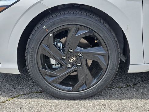 New 2026 Hyundai Elantra Sport FWD image 12