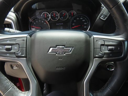Used 2020 Chevrolet Silverado 1500 LT Trail Boss w/ Convenience Package AWD/4WD image 27