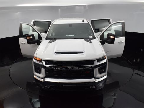 Used 2023 Chevrolet Silverado 2500 LT w/ Convenience Package image 33