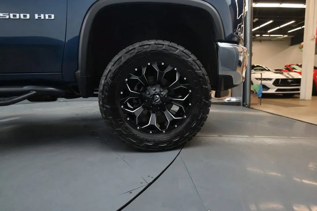 Used 2020 Chevrolet Silverado 2500 LTZ w/ Technology Package AWD/4WD image 26