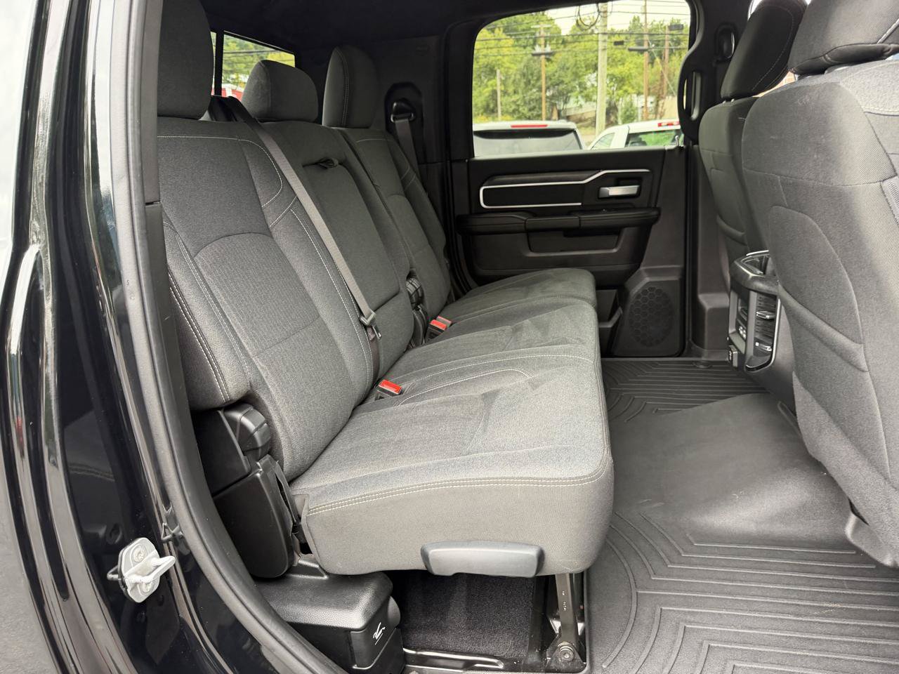 Used 2019 RAM 3500 Big Horn AWD/4WD image 15