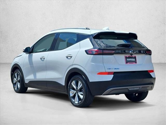 Certified 2023 Chevrolet Bolt EUV LT w/ Convenience Package FWD image 6