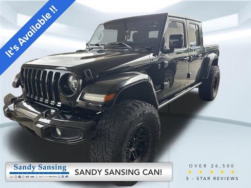Used 2021 Jeep Gladiator Overland AWD/4WD image 1