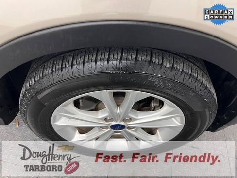 Used 2017 Ford Escape SE image 18