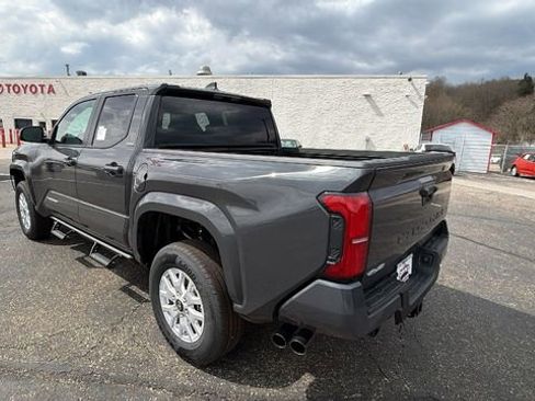 New 2026 Toyota Tacoma SR5 AWD/4WD image 3