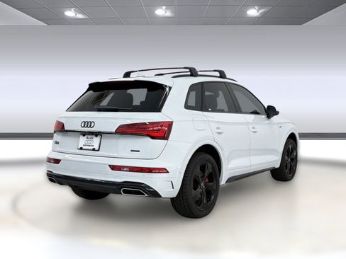 Used 2023 Audi Q5 2.0T Prestige AWD/4WD image 9