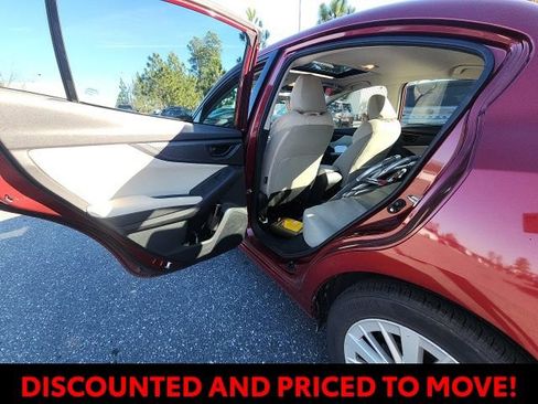 Used 2017 Subaru Impreza 2.0i Premium image 18