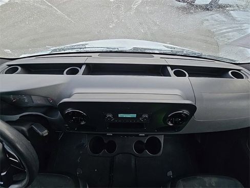 Used 2019 Mercedes-Benz Sprinter 144 Cargo image 15