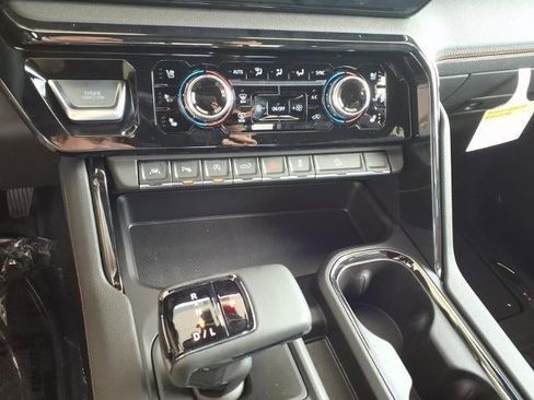New 2026 GMC Sierra 1500 AT4 AWD/4WD image 14