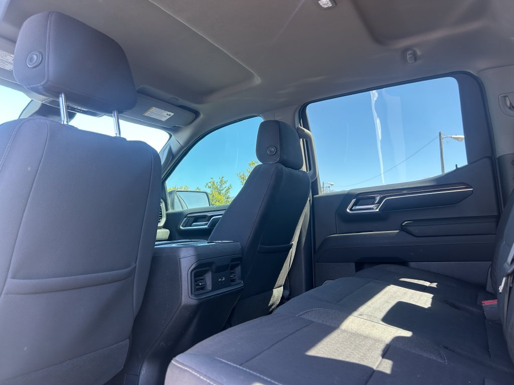 Used 2023 Chevrolet Silverado 1500 RST AWD/4WD image 31