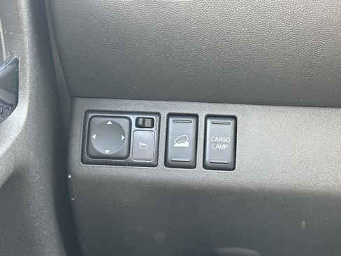 Used 2017 Nissan Frontier PRO-4X AWD/4WD image 26