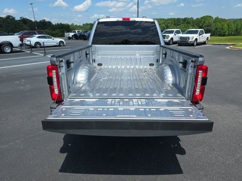 Used 2024 Ford F250 XLT w/ XLT Premium Package AWD/4WD image 9