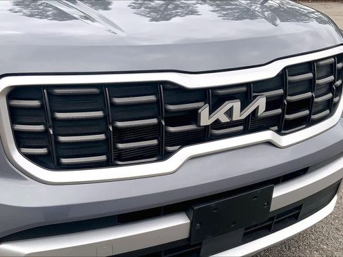 Used 2025 Kia Telluride S image 30